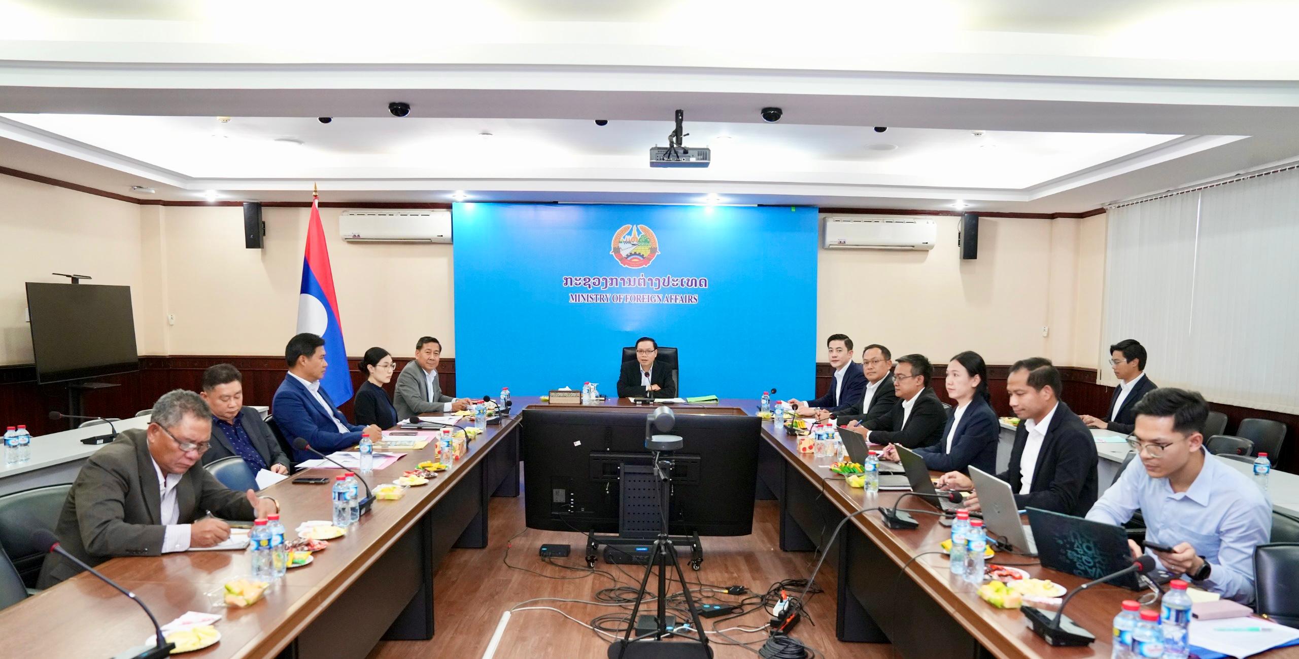 ກອງປະຊຸມປຶກສາຫາລືວຽກງານການທູດເສດຖະກິດ ຂອງ ສປປ ລາວ ຮ່ວມກັບ ບັນດາສໍານັກງານຜູ້ຕາງໜ້າ ແຫ່ງ ສປປ ລາວ ປະຈໍາຕ່າງປະເທດ ໃນຮູບແບບເຊິ່ງໜ້າ ແລະ ທາງໄກ (Hybrid)