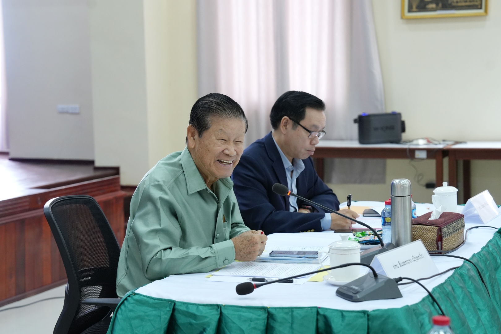 ກອງປະຊຸມສໍາມະນາ ພາຍໃຕ້ຫົວຂໍ້: “ຍຸດທະສາດ ຂອງ ສປປ ລາວ ໃນທ່າມກາງສະພາບພູມສາດການເມືອງສາກົນທີ່ມີຄວາມຜັນແປ ແລະ ສັບສົນ”