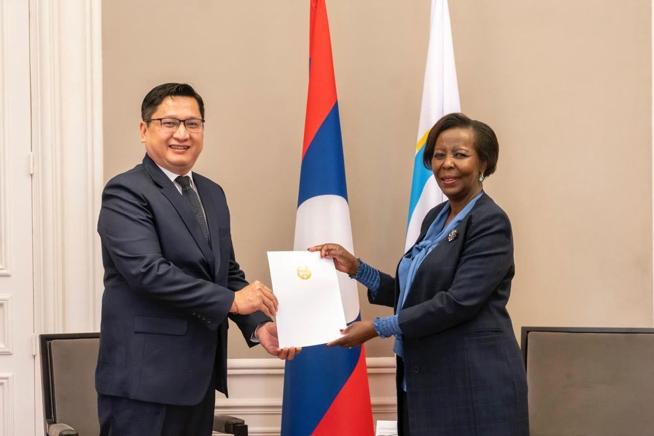 ເອກອັກຄະລັດຖະທູດ ແຫ່ງ ສປປ ລາວ ຍື່ນໜັງສືແຕ່ງຕັ້ງຕໍ່ ທ່ານ ເລຂາທິການໃຫຍ່ອົງການຝຣັ່ງໂກໂຟນີສາກົນ